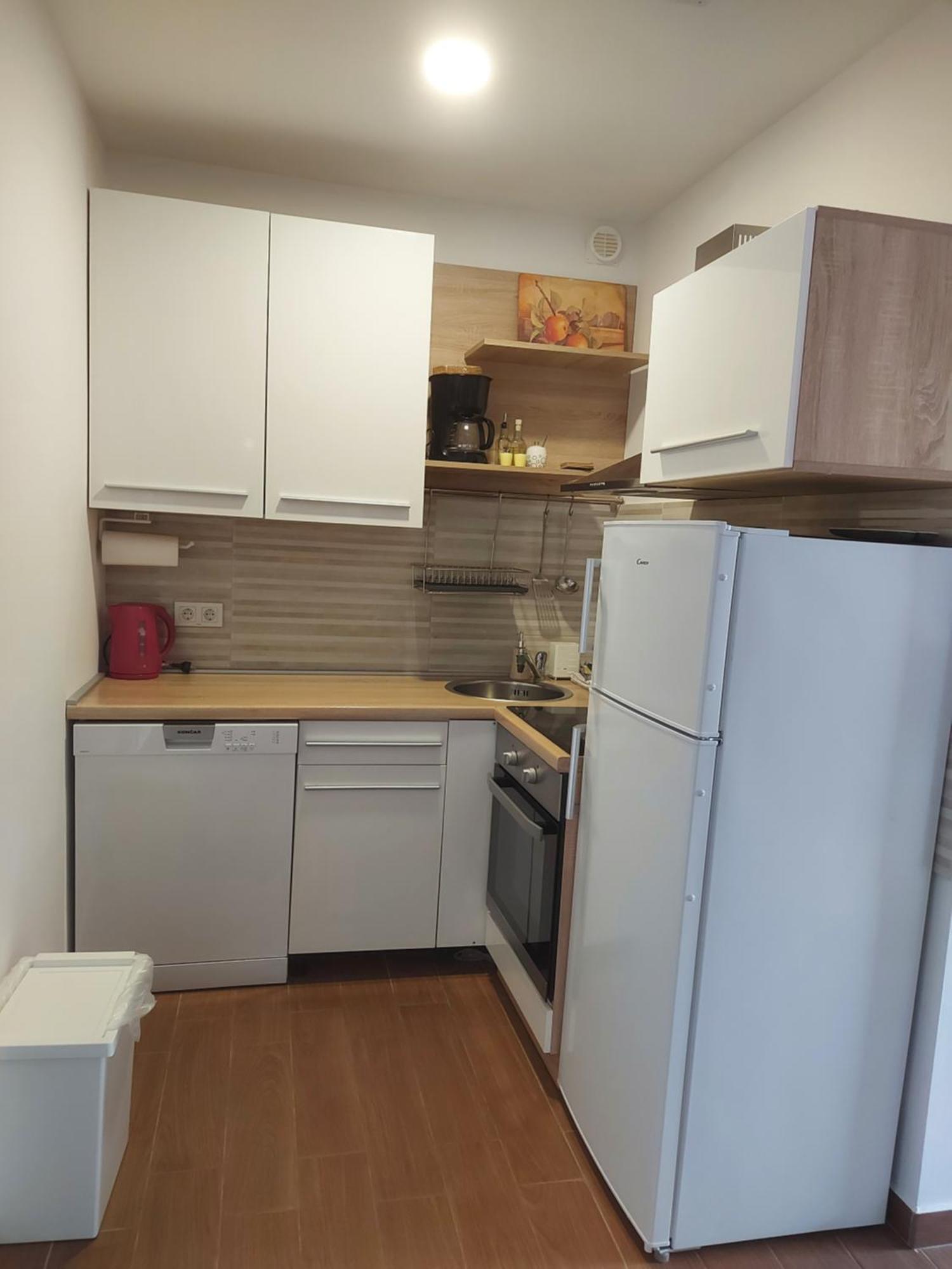 Apartman Lorna Turanj Ngoại thất bức ảnh
